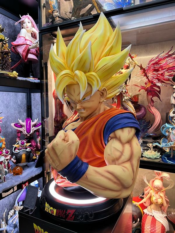KD Collectibles Life Size Goku Bust Recast Statue Preorder Toy Okoku